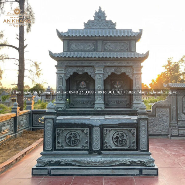 Mẫu mộ đôi đặt trong lăng mộ