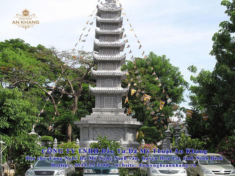 Tháp đá chùa Vĩnh Nghiêm