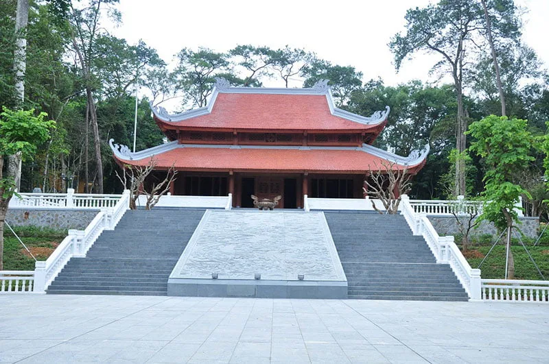 Nhà tưởng niệm Hồ Chi Minh Trong khu K9 được Đá Mỹ Nghệ An Khang thi công