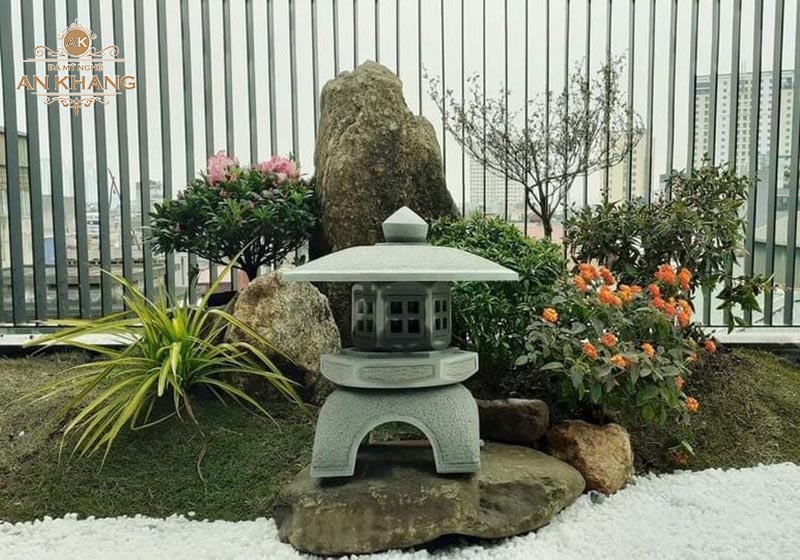 Đèn đá trang trí tiểu cảnh sân vườn