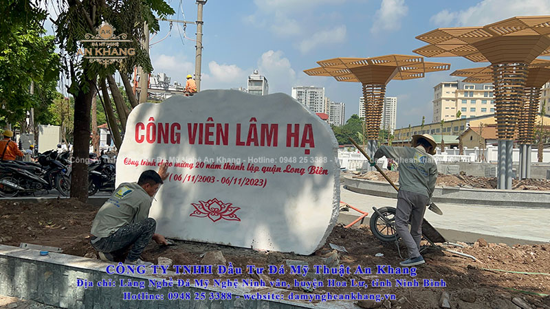 Biển hiệu Đá mỹ nghệ An Khang lắp đặt tại công viên Lam Hạ