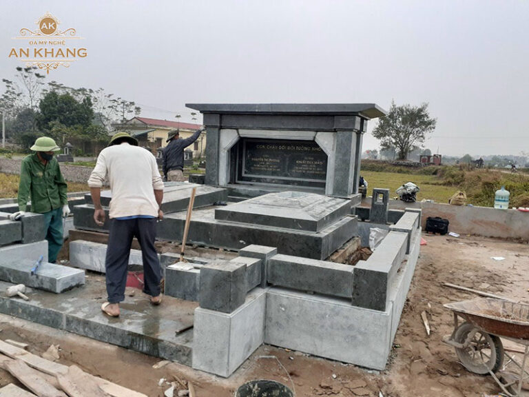 Có nên sửa mộ không?