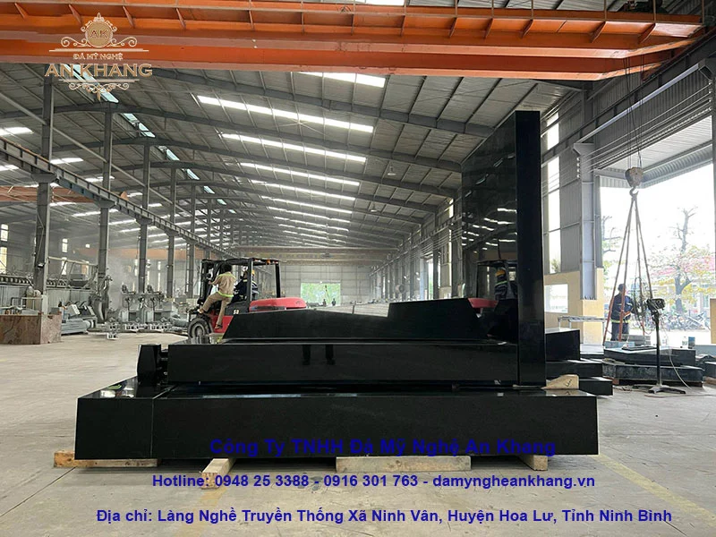 Mộ đá Granite đen mặt ngang