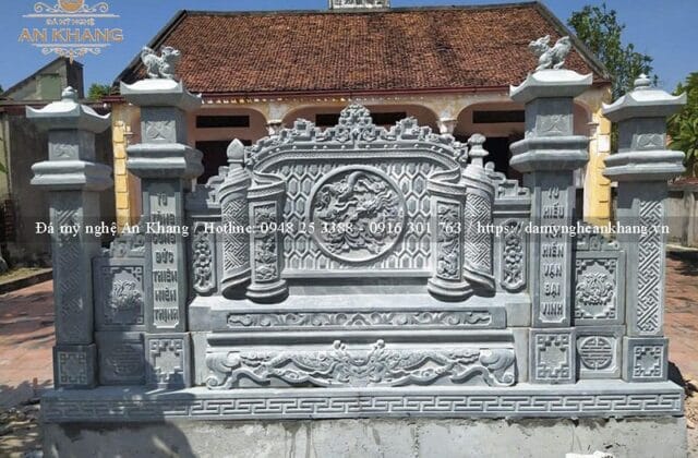 Cuốn thư đá chạm khắc câu đối nhà thờ họ, từ đường