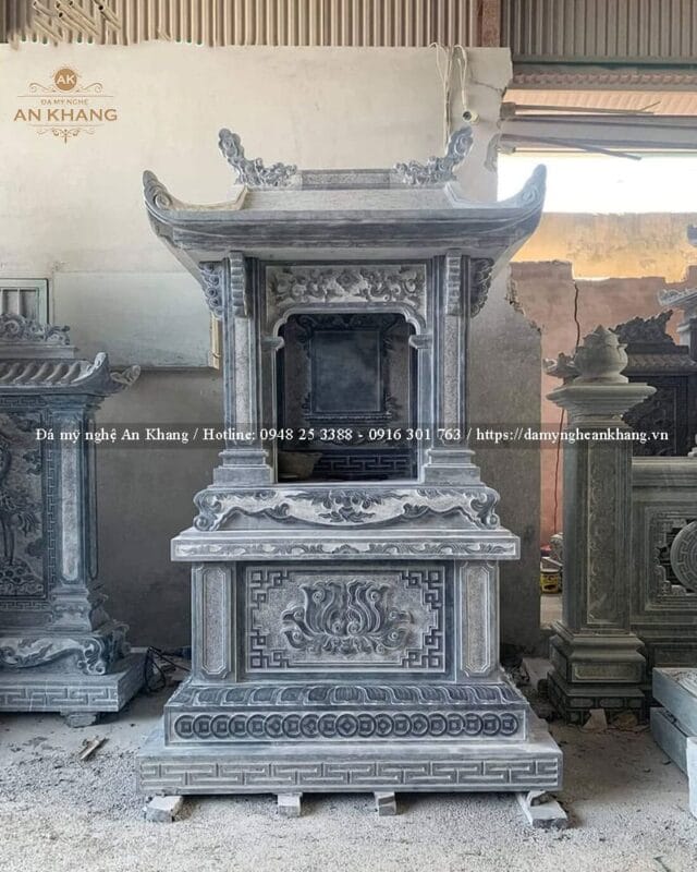 Mộ đá 1 mái chạm hoa văn vân mây