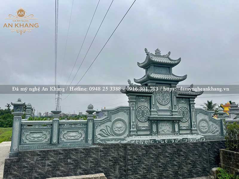 Lan can họa tiết bông sen trong khu lăng mộ kích thước 8x10m