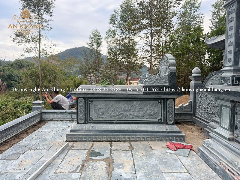 Mẫu mộ chôn 1 lần xanh đen