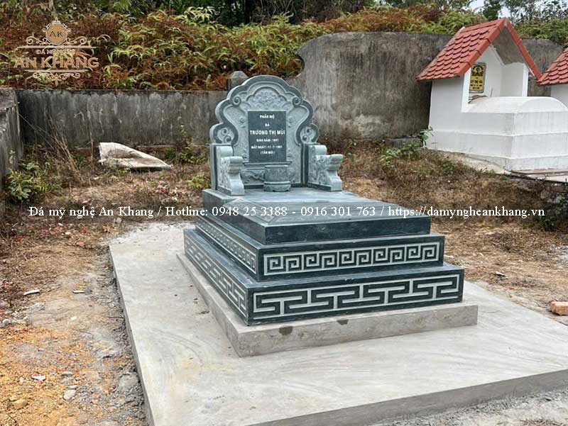 Mẫu mộ hung táng tam sơn