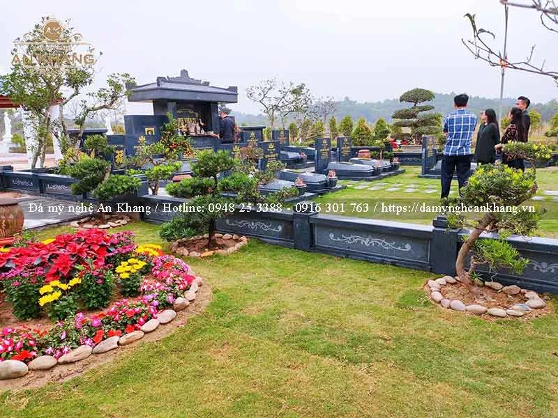 Mẫu lăng mộ đá trong công viên nghĩa trang